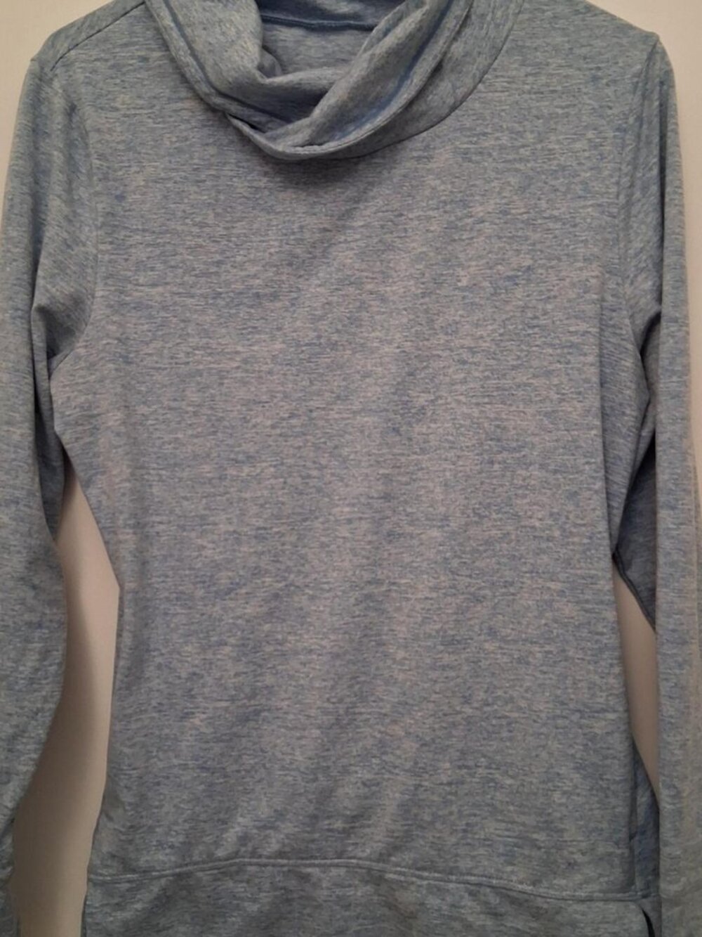 Women's Apana Blue Pullover Activewear Top